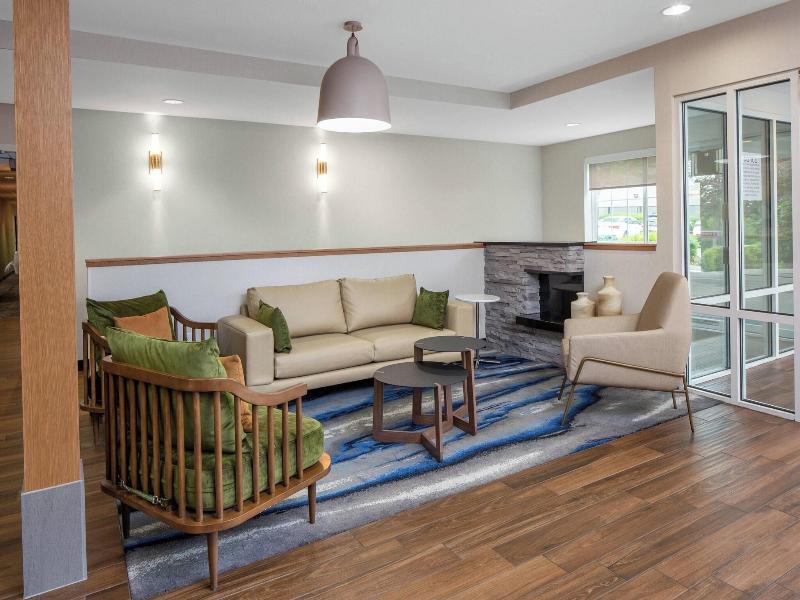 Fairfield Inn & Suites by Marriott Beaverton image