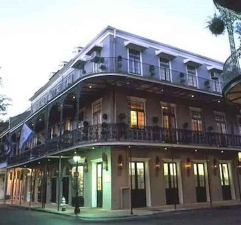 Hotel Royal image