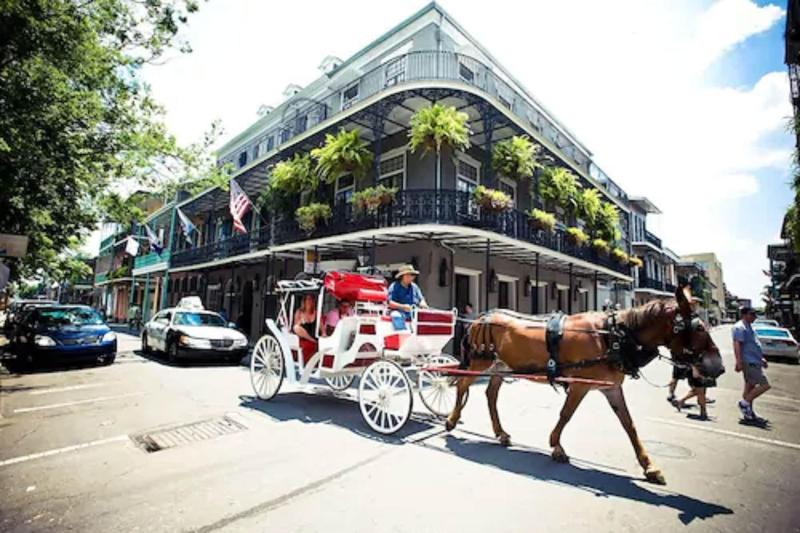 Hotel Royal image