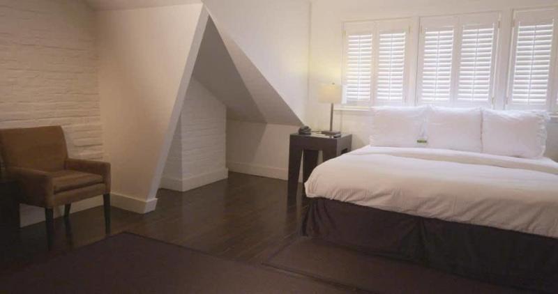 Hotel Royal image