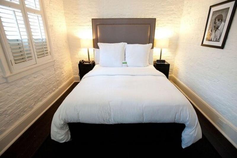 Hotel Royal image