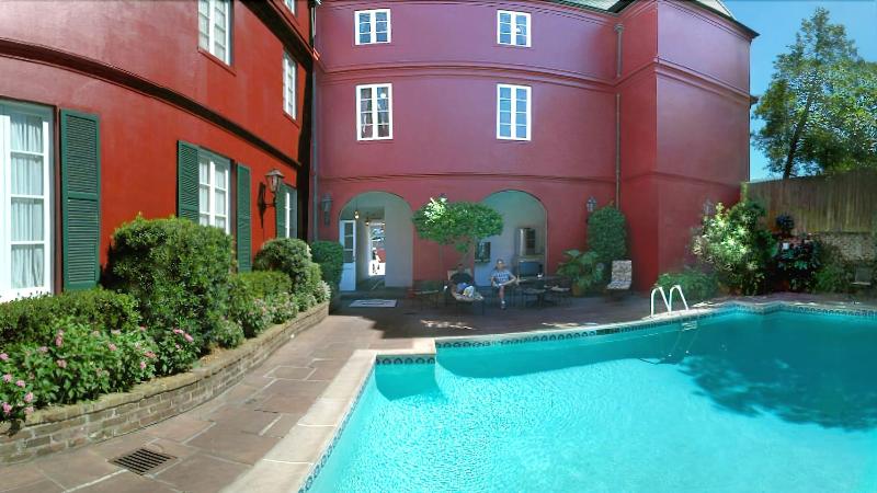 Le Richelieu In The French Quarter image