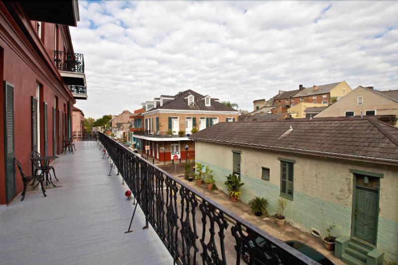 Le Richelieu In The French Quarter image