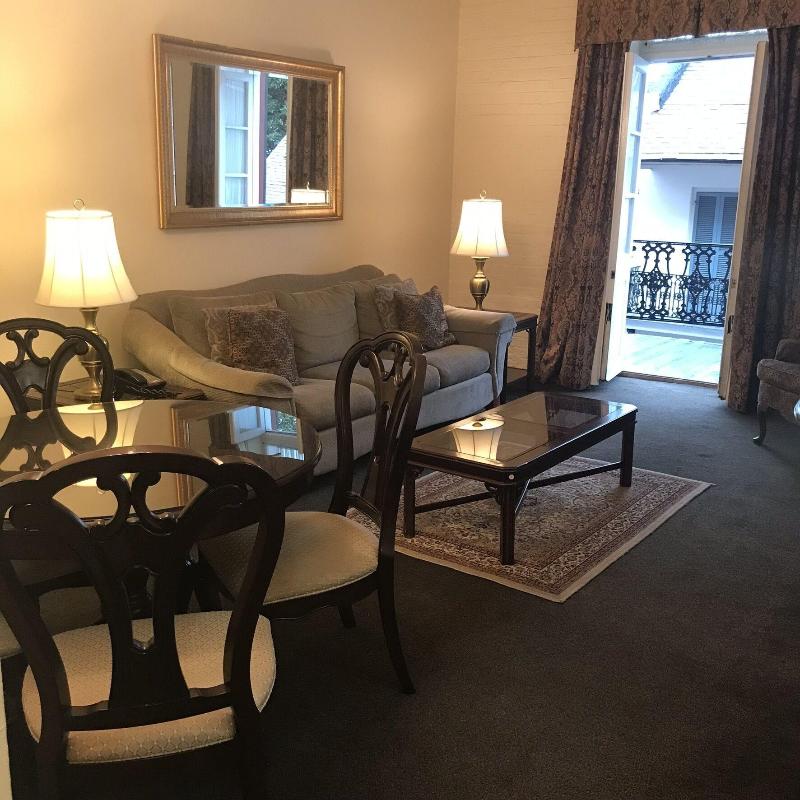 Le Richelieu In The French Quarter image