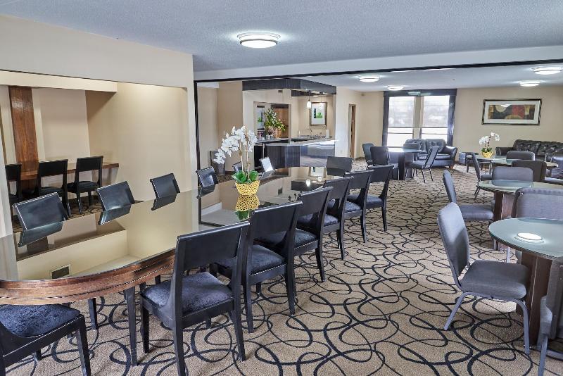 Seaport Inn & Marina image