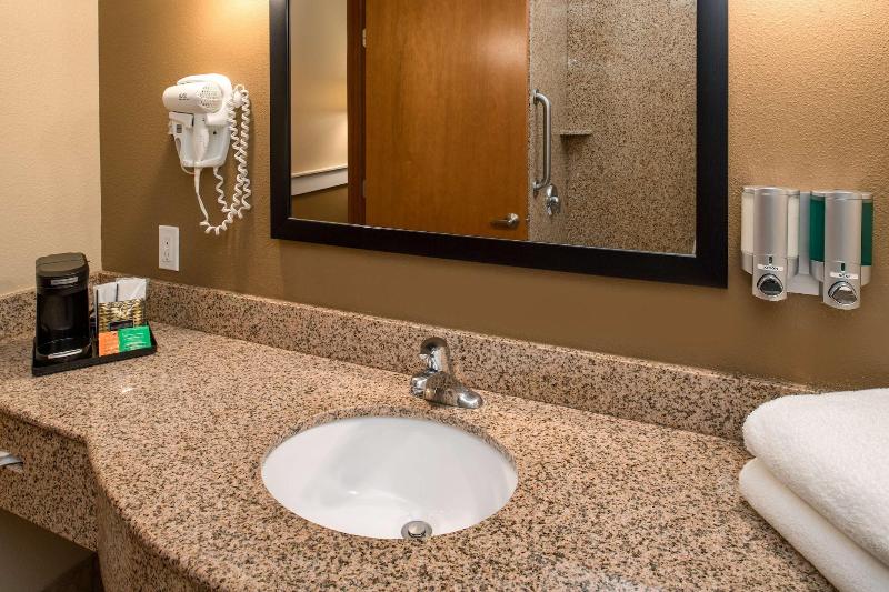 Surestay Plus By Best Western Kennewick Tri-Cities image
