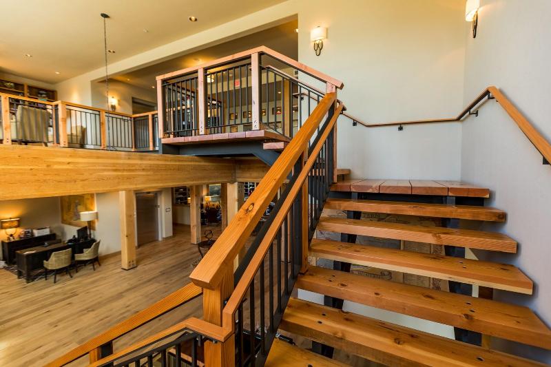 The Lodge At Columbia Point image