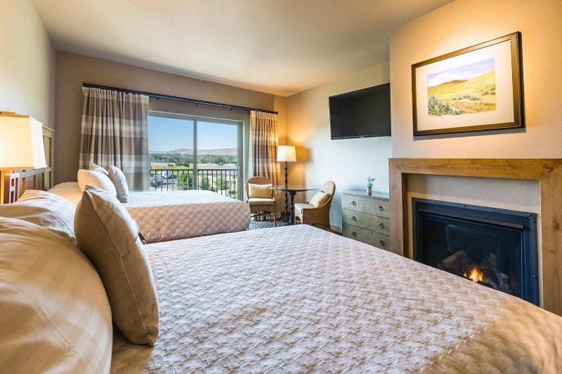 The Lodge At Columbia Point image