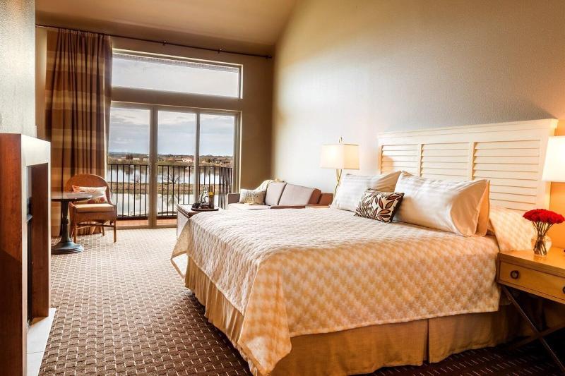 The Lodge At Columbia Point image