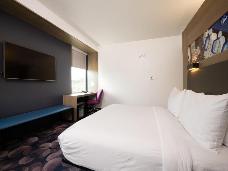 Aloft Austin Airport image