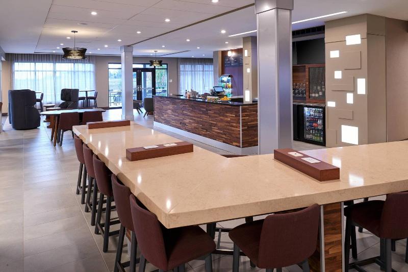 Courtyard By Marriott Jackson image