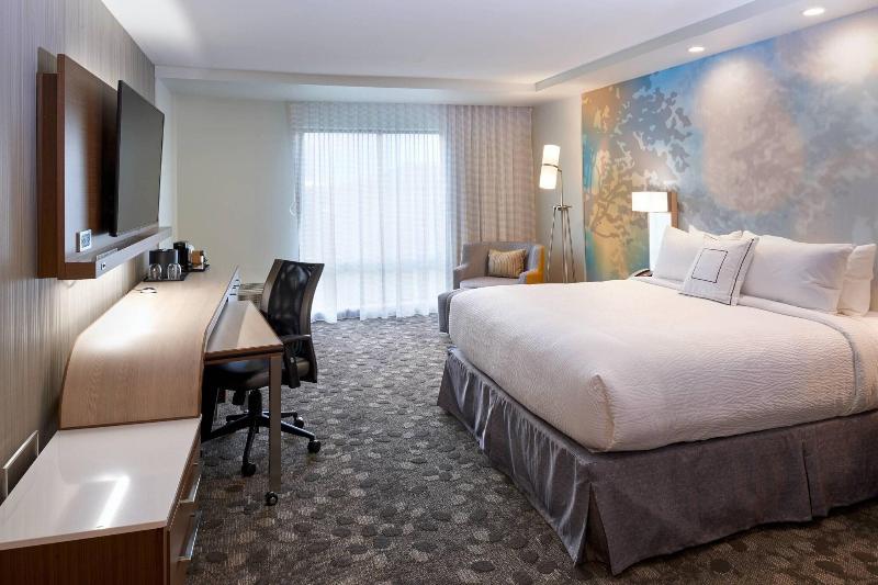 Courtyard By Marriott Jackson image