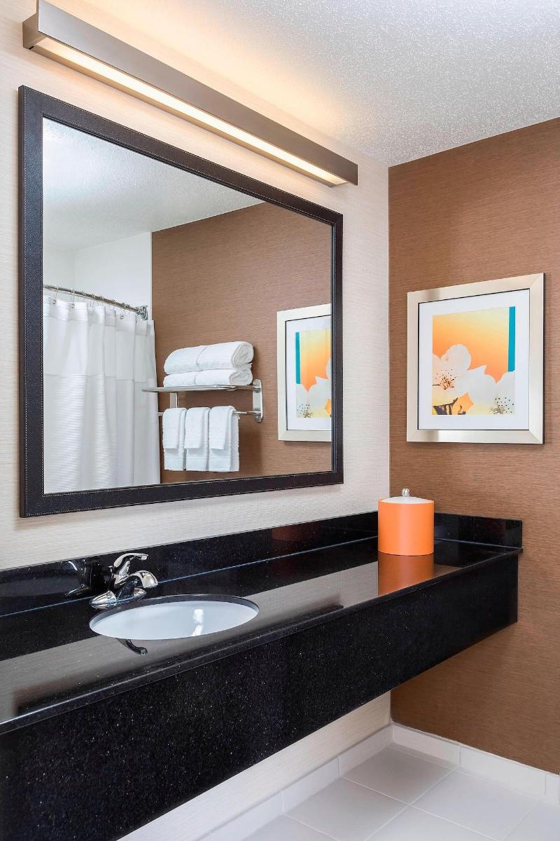 Fairfield Inn & Suites Jackson image
