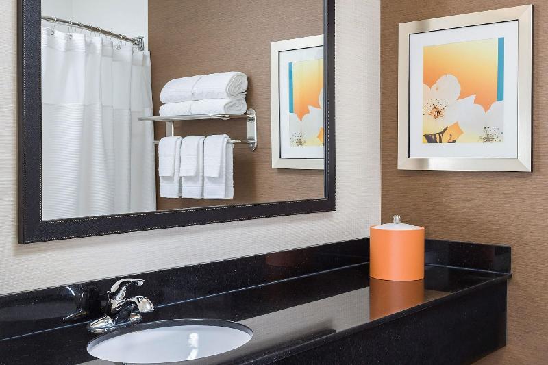 Fairfield Inn & Suites Jackson image