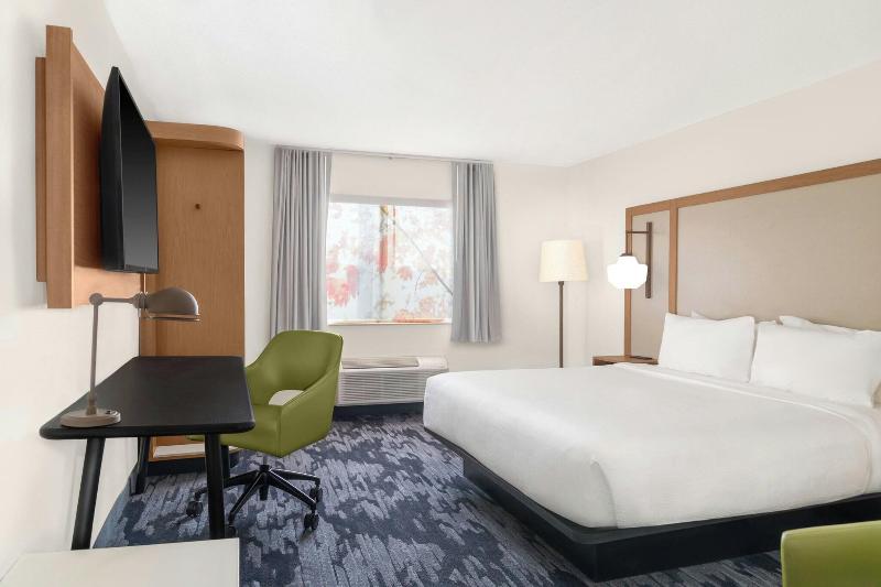 Fairfield Inn & Suites Jackson image