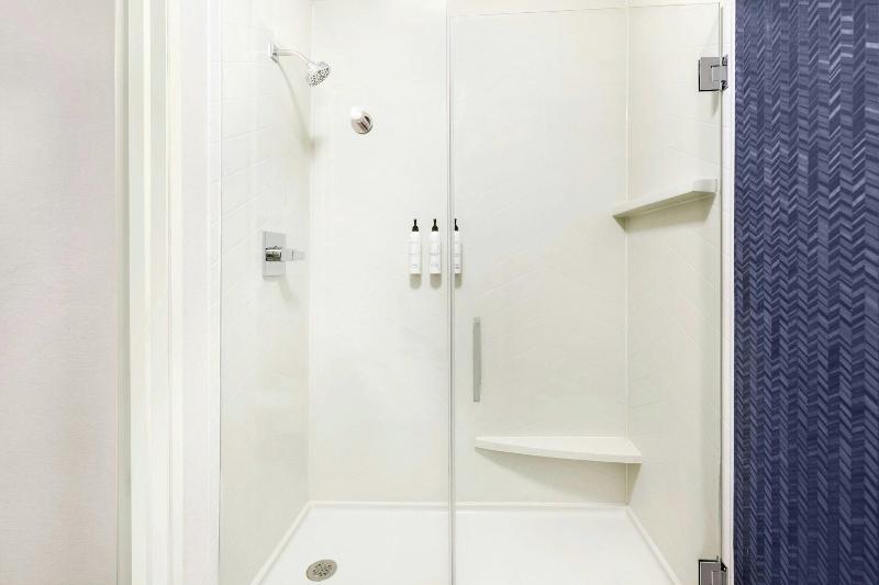 Fairfield Inn & Suites Jackson image