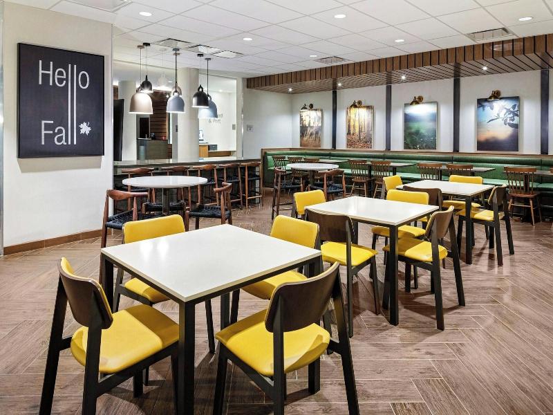 Fairfield Inn & Suites by Marriott Queensbury Glen image