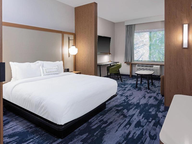 Fairfield Inn & Suites by Marriott Queensbury Glen image