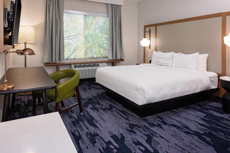 Fairfield Inn & Suites by Marriott Queensbury Glen image