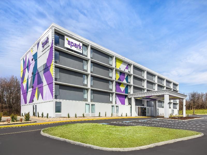 Spark by Hilton Roanoke Airport — general view