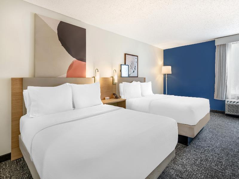 Spark by Hilton Roanoke Airport image