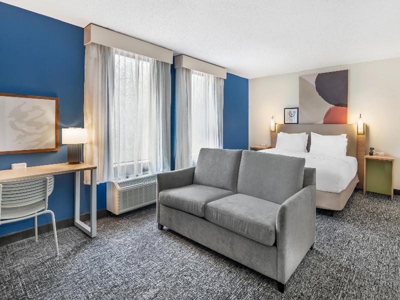 Spark by Hilton Roanoke Airport image