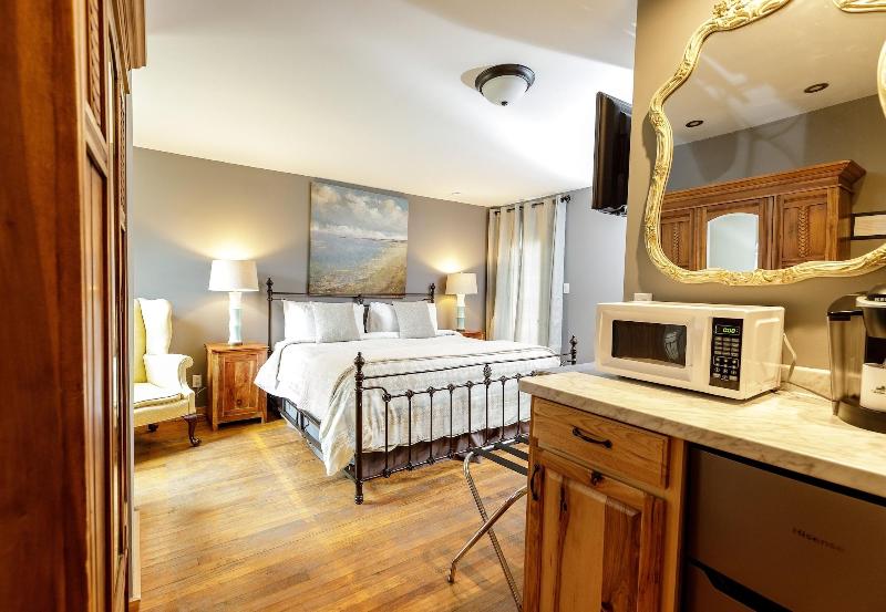 The Inn At Warm Springs image