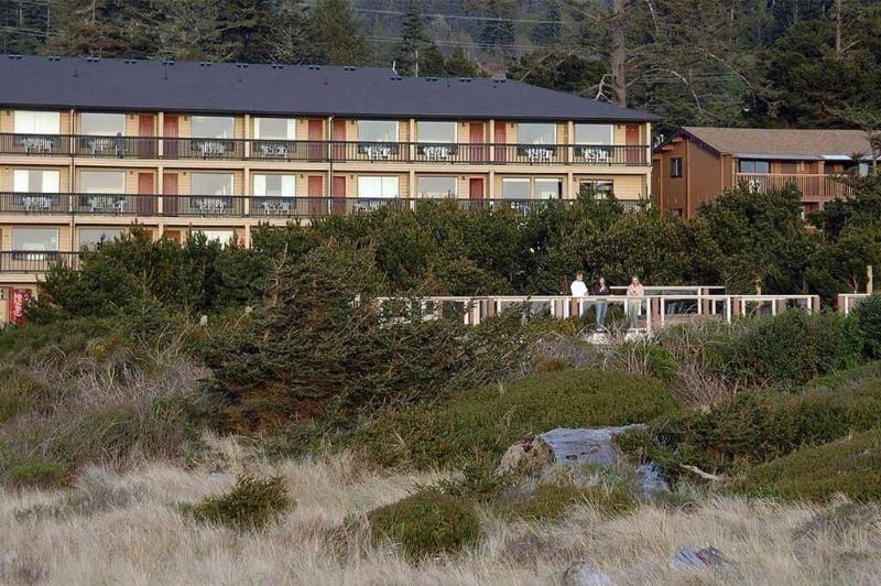 Gold Beach Inn image