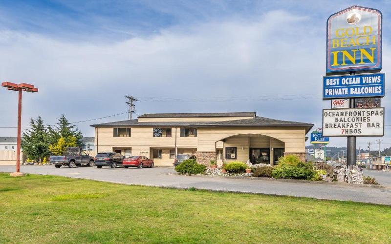 Gold Beach Inn image