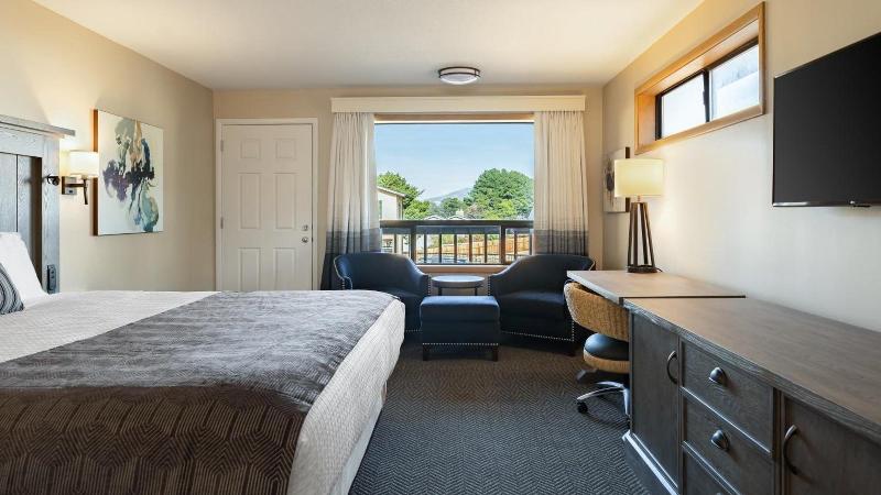 Gold Beach Inn image 10