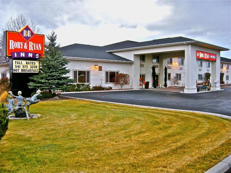Rory & Ryan Inn image