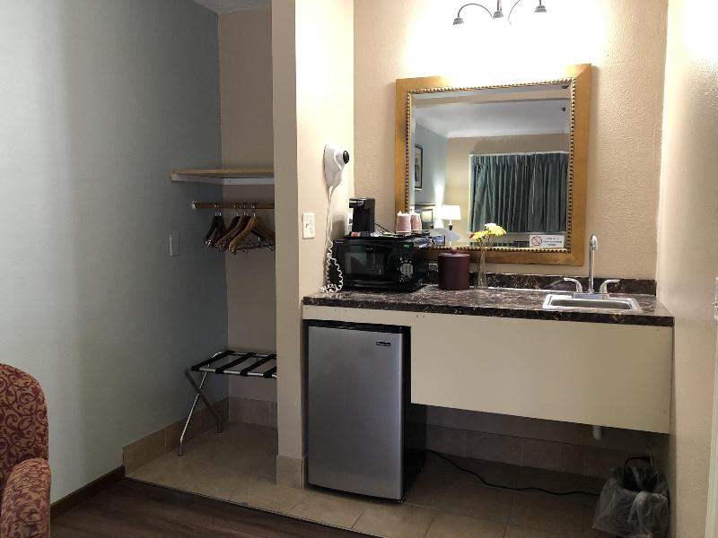 Valueinn Motel image