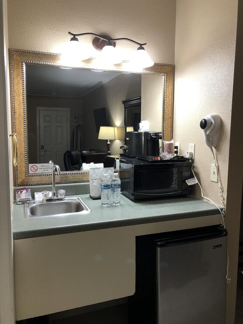 Valueinn Motel image