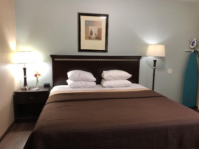Valueinn Motel image