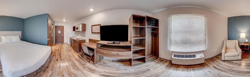 Woodspring Suites Davenport Quad Cities image