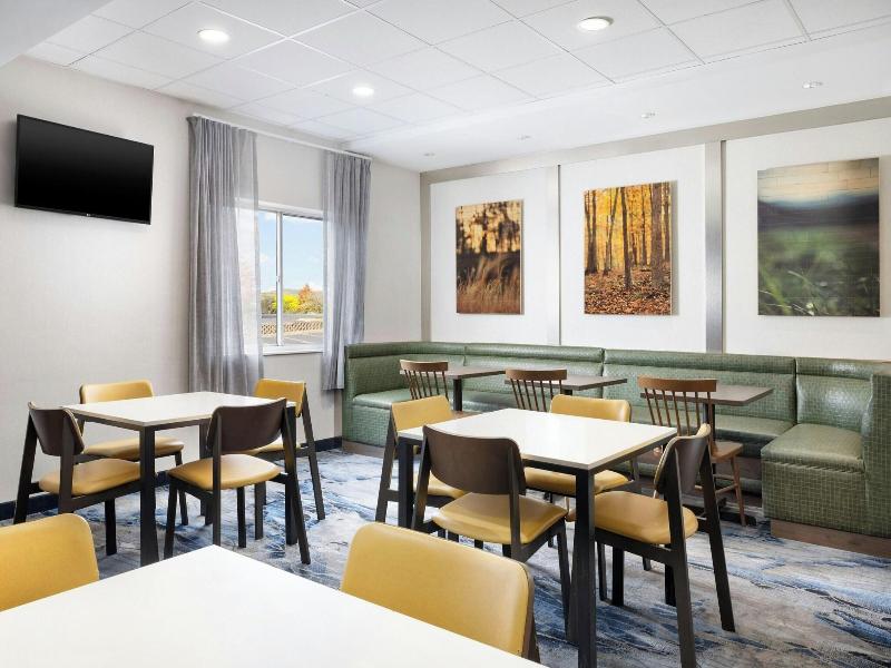 Fairfield Inn By Marriott Scranton image