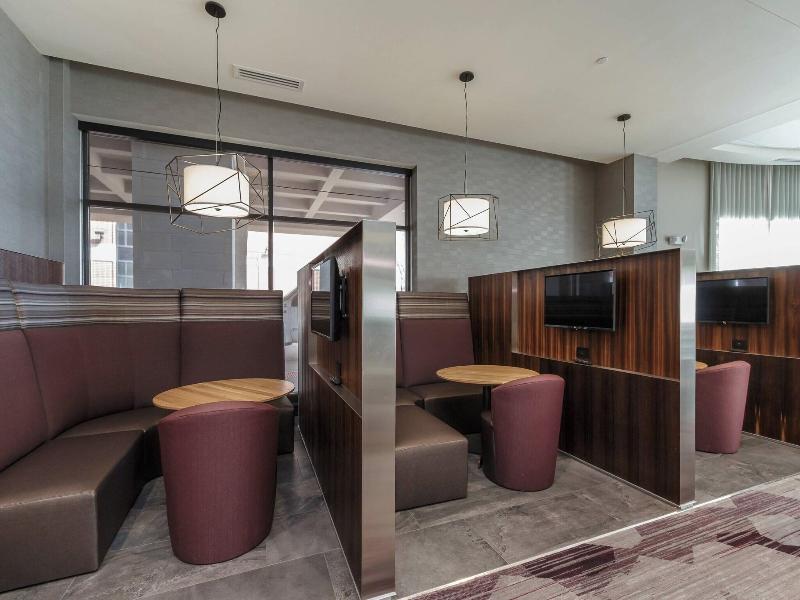 Courtyard By Marriott South Bend Downtown image