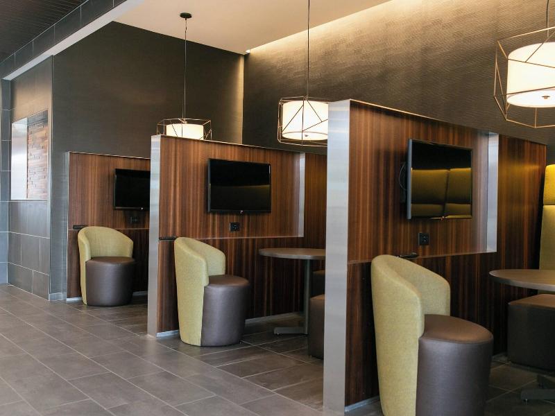 Courtyard By Marriott Elkhart