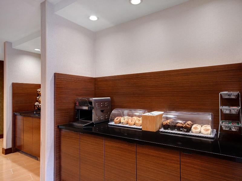 Fairfield Inn & Suites by Marriott Rochester West/ image