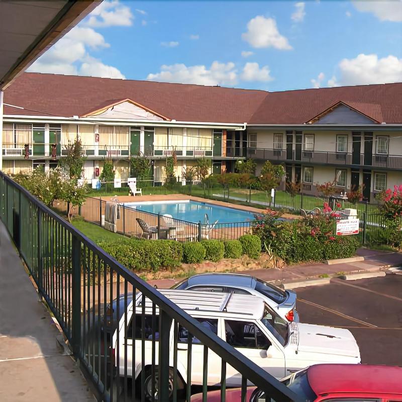 Best Value Inn And Suites — view