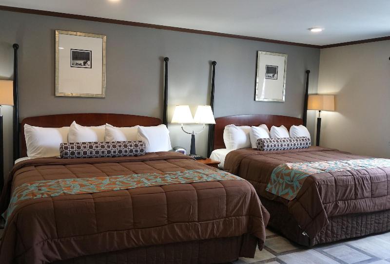 Beachside Resort image