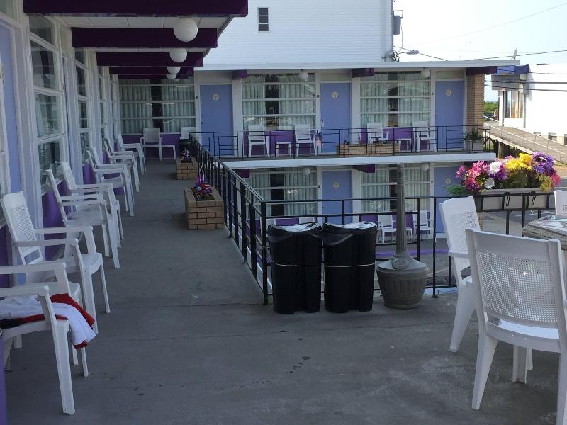 Monaco Motel image