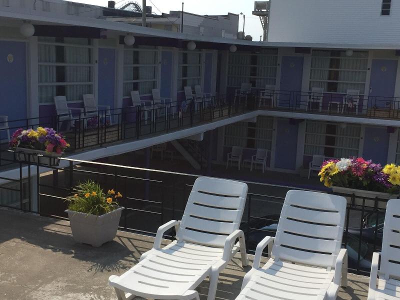 Monaco Motel image