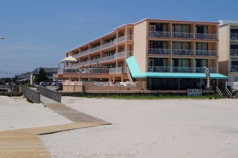 Beau Rivage Beach Resort — photo 49
