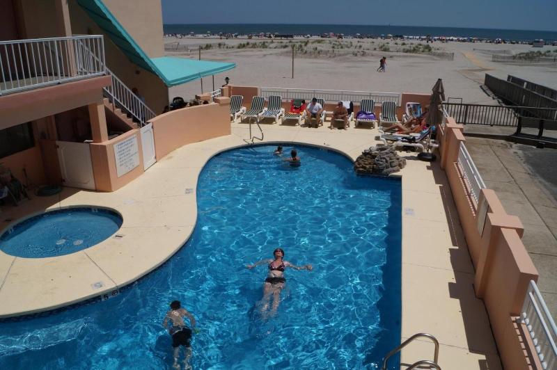 Beau Rivage Beach Resort — photo 5