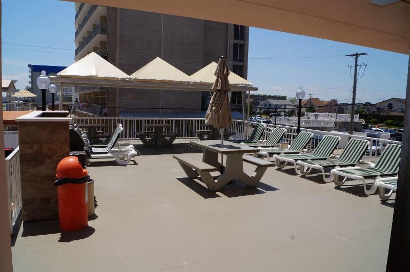 Beau Rivage Beach Resort — photo 21