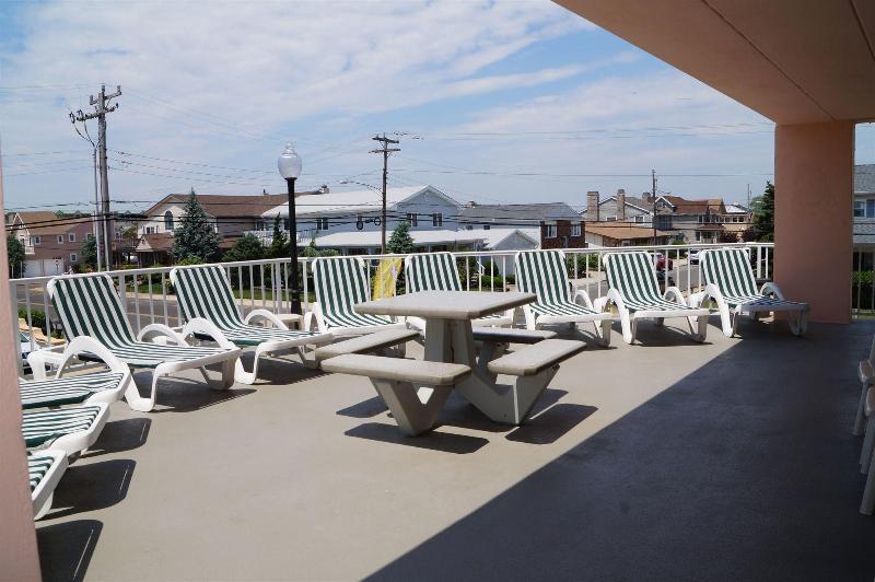 Beau Rivage Beach Resort — photo 23