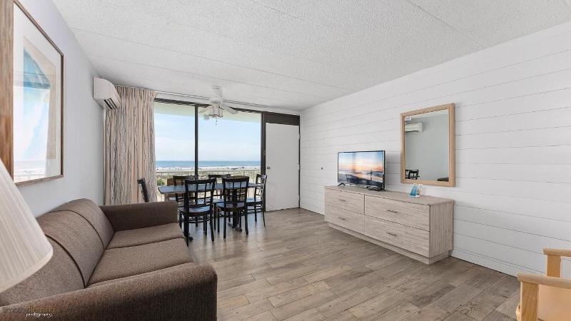 Beau Rivage Beach Resort — photo 39