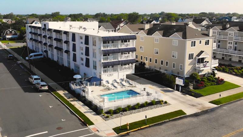 Icona Cape May image