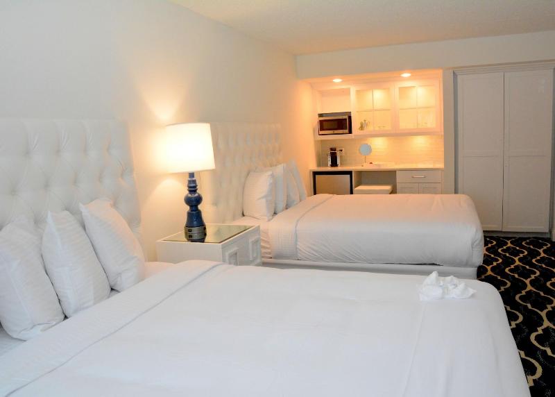 Icona Cape May image
